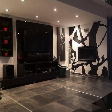 Fine Designed Flat 302 Appartement Larnaca Buitenkant foto