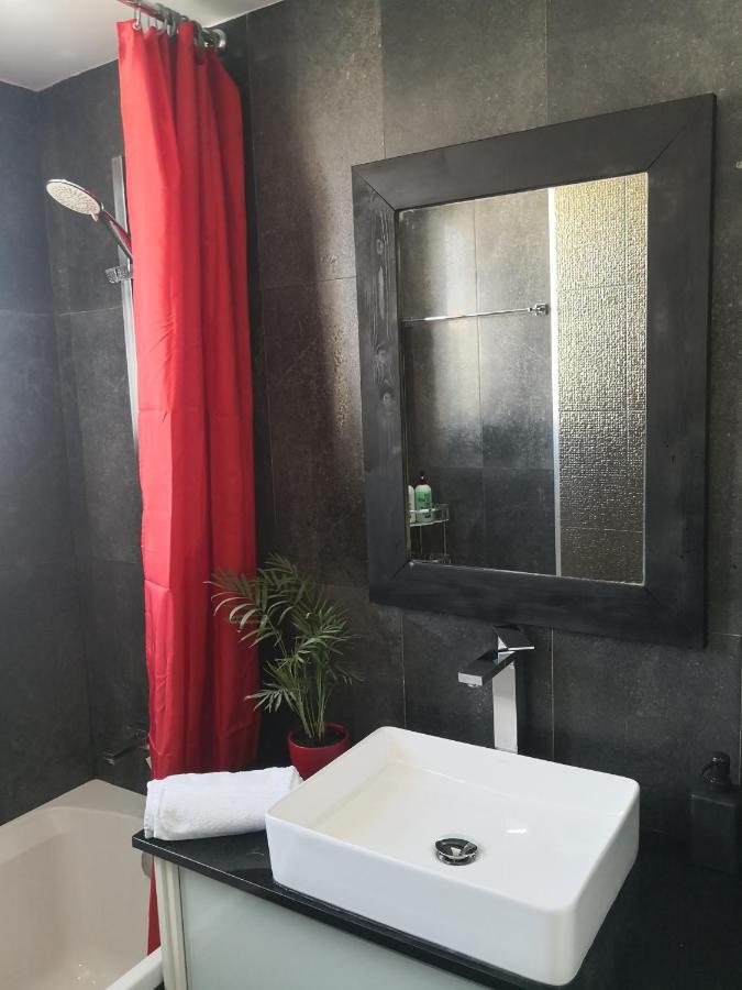 Fine Designed Flat 302 Appartement Larnaca Buitenkant foto